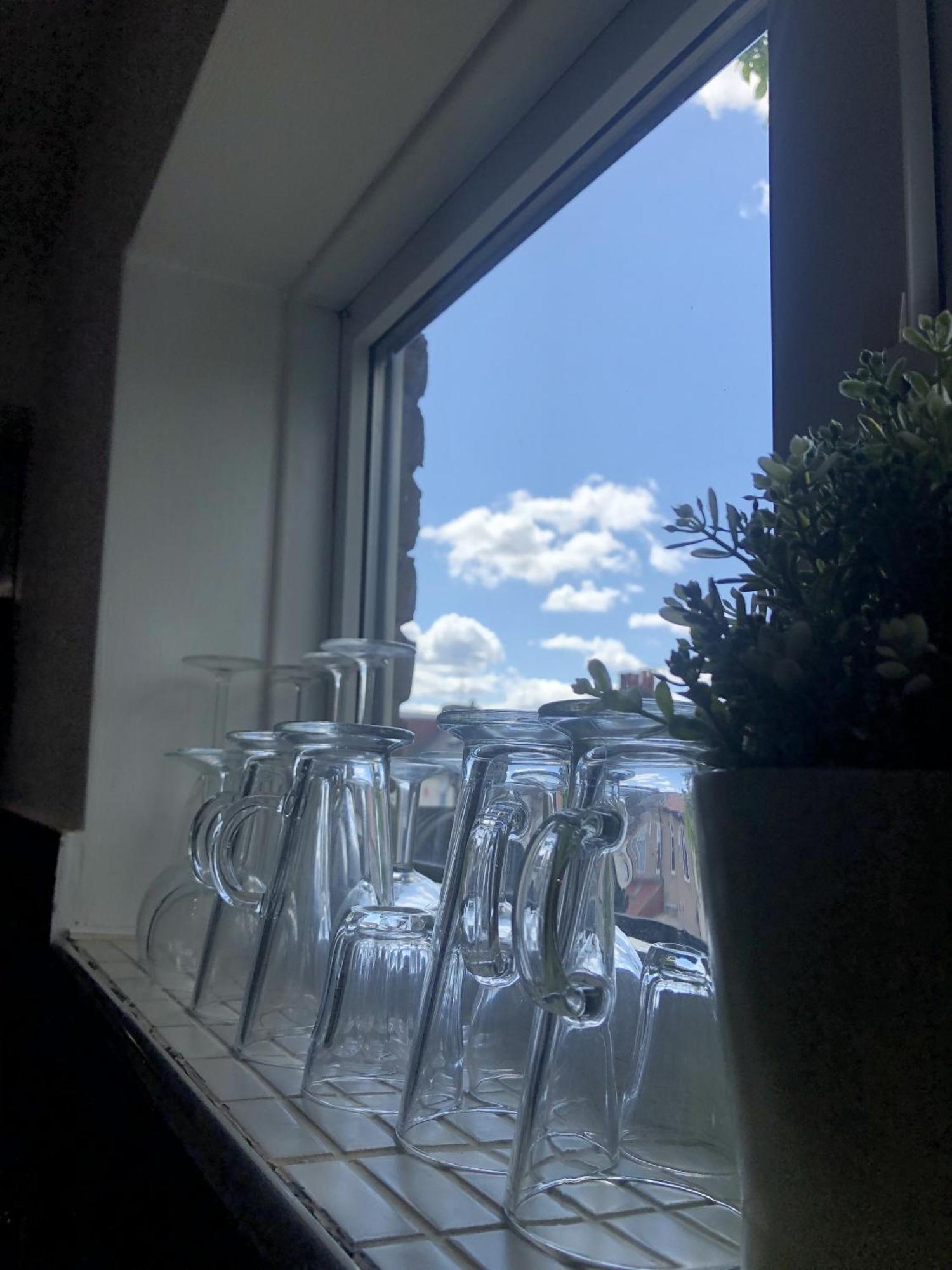 Apple House Heathrow Airport Guest house